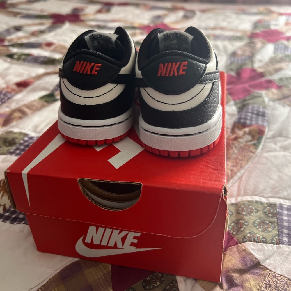 Size 8c - Picture 3 of 4